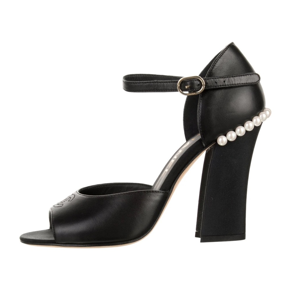 CHANEL Black Pearl-Detail Heels Sz 41 New With Tags